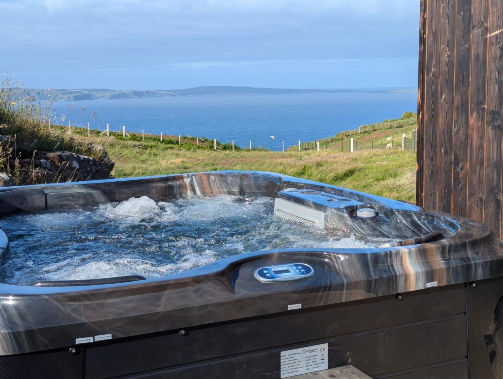 Carrick-A-Rede Luxury Retreat Ballintoy Causeway Coast Eksteriør billede